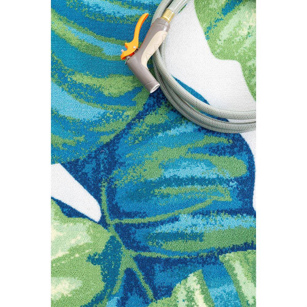 Lisa Green and Blue Floral 5' x 8' Indoor/Outdoor Area Rug
