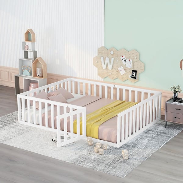 Oven moeder kraai URTR Queen Size Wood Daybed Frame with Fence, Queen Floor Bed with Door for Toddlers  Kids, Box Spring Needed, White T-01581-K - The Home Depot