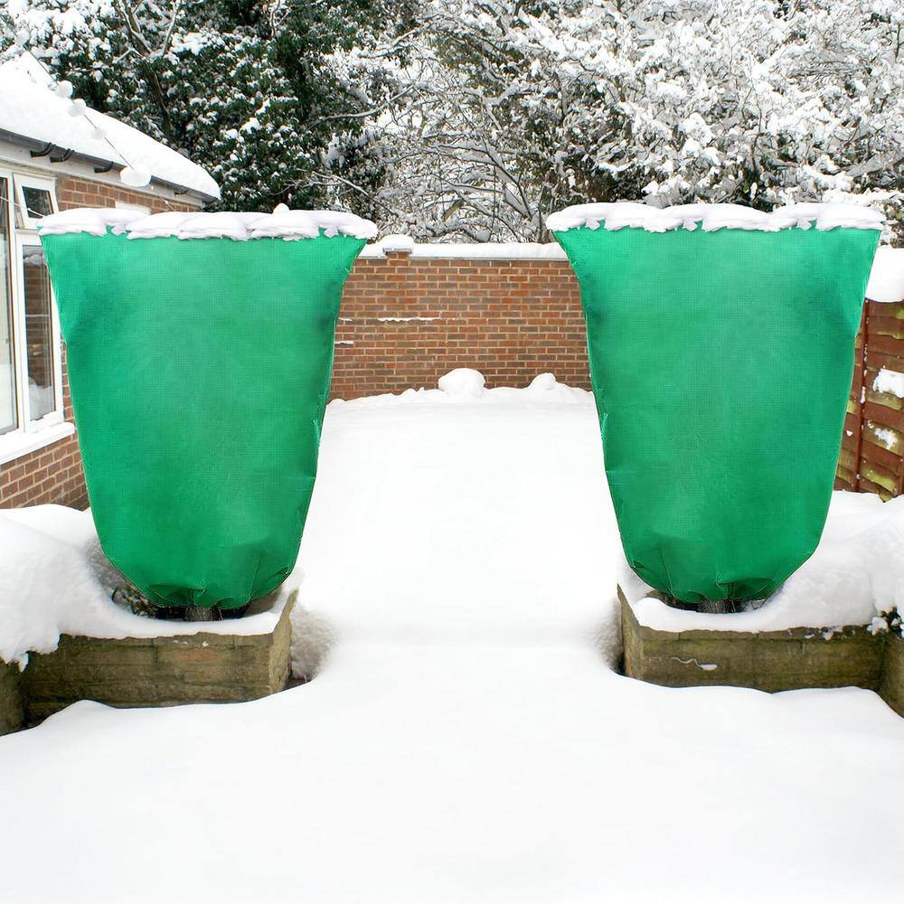 Green Heavy-Duty Frost Cloth Plant Covers with Zipper and Drawstring, 82" x 94" (2-Pack)