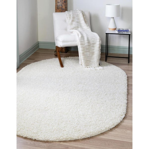 Solid Shag Snow White 3 ft. 3 in. x 5 ft. 3 in. Area rug