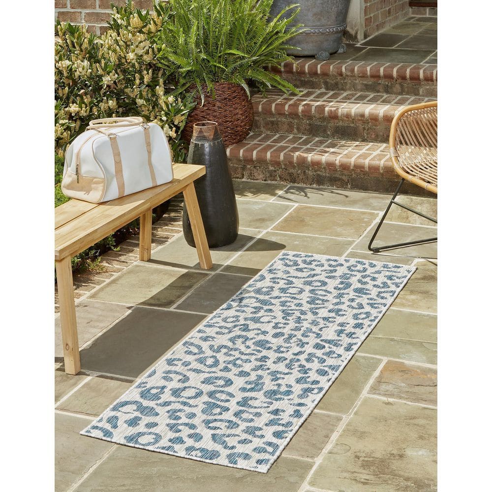 Contemporary Blue Abstract Outdoor Runner 2' x 6'1" Synthetic Easy-Care