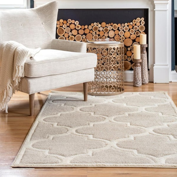 https://images.thdstatic.com/productImages/572e20d6-940f-47db-b64b-29be70273eb0/svn/neutral-nuloom-area-rugs-acr129g-609-e1_600.jpg