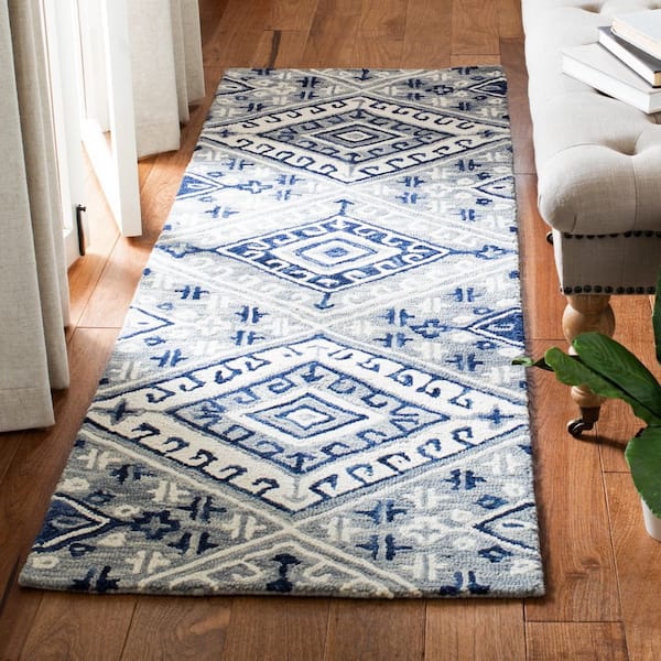 Aspen 2 ft. x 7 ft. Gray/Navy Diamond Country Runner Rug