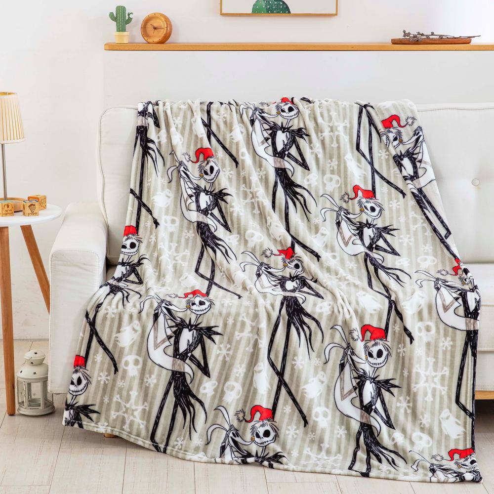 Ghostly Holiday Gray Polyester Halloween Throw Blanket, 50 x 70 inches