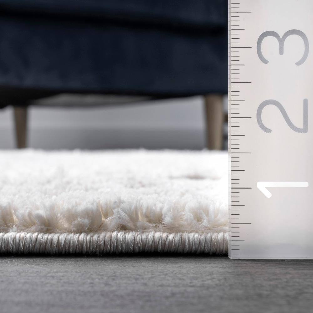 Light Grey Moroccan Lattice Tassel Shag Area Rug