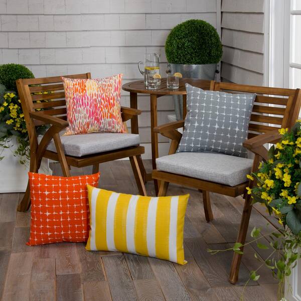 outdoor seating pillows