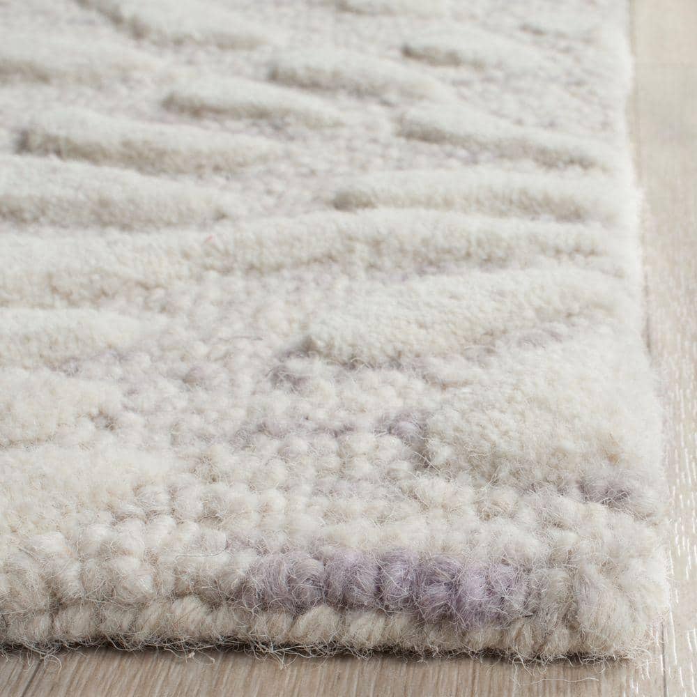 Hand-Tufted Silver/Ivory Wool Rectangular Area Rug, 4' x 6'