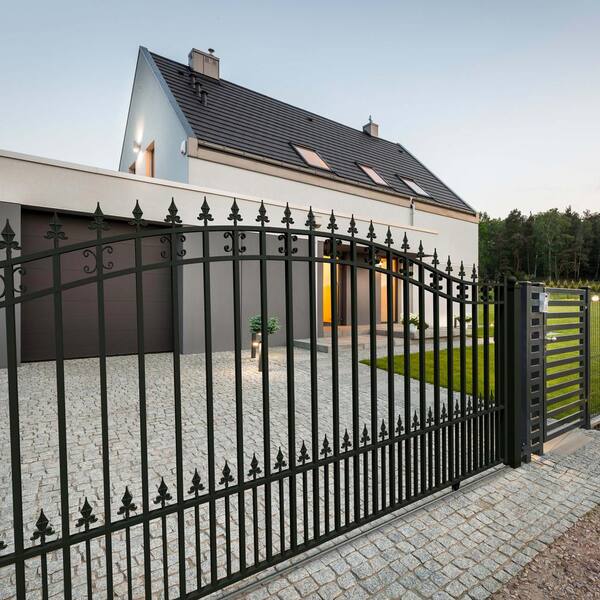 ALEKO St. Louis 16 ft. x 6 ft. Black Steel Single Slide Driveway Fence Gate