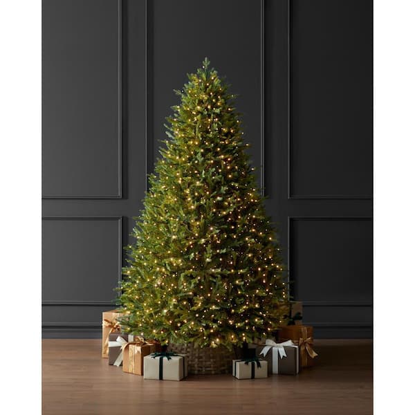 7.5 ft. Eastcastle Twinkling Balsam Fir LED Pre-Lit Artificial Christmas Tree T34