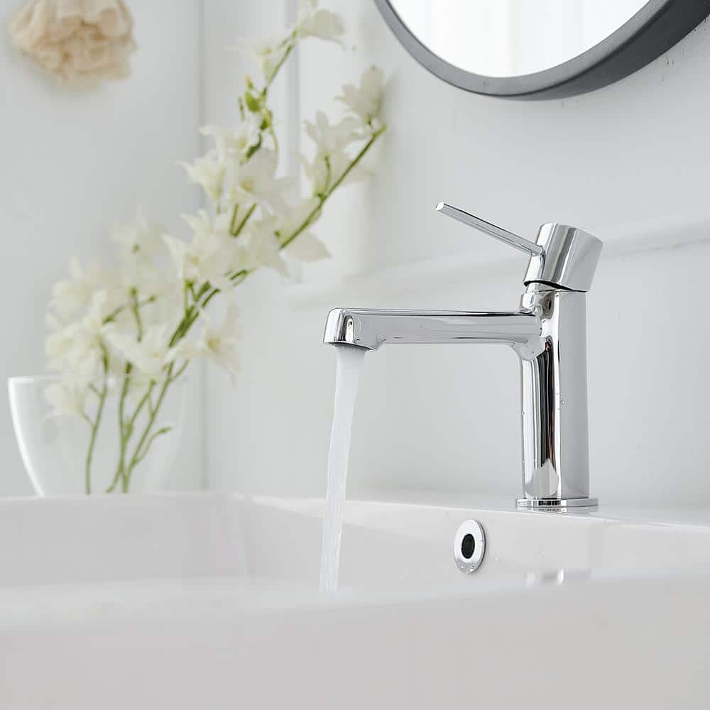Polished Chrome Single Handle Modern Bathroom Faucet