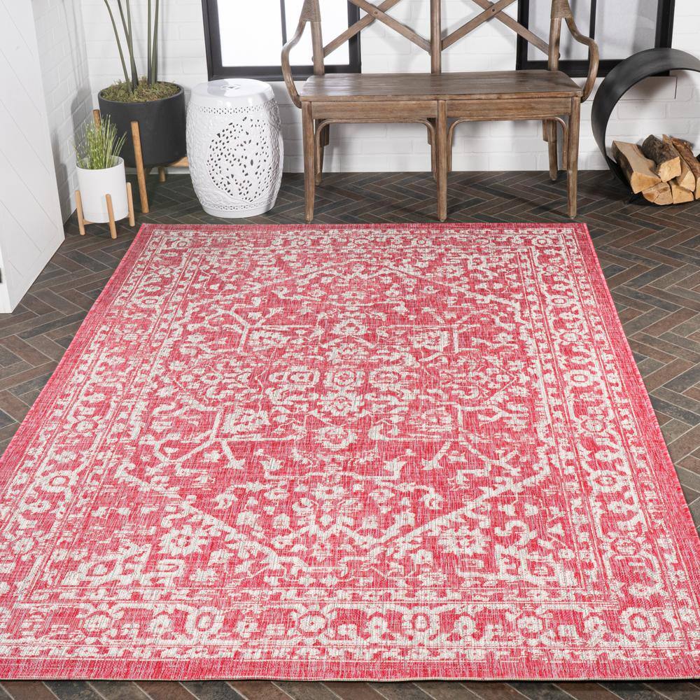 Fuchsia and Light Gray 9' x 12' Bohemian Medallion Rug