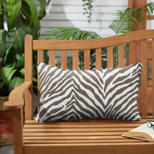 Rectangular store outdoor pillows