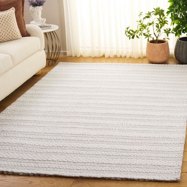 SAFAVIEH Marbella 5 ft. x 8 ft. Ivory High-Low Striped Area Rug