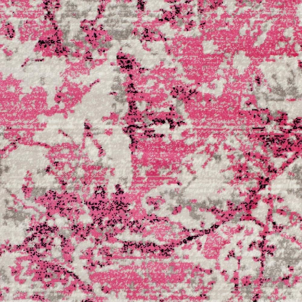Medallion Bliss Pink and Ivory 4' x 6' Synthetic Area Rug