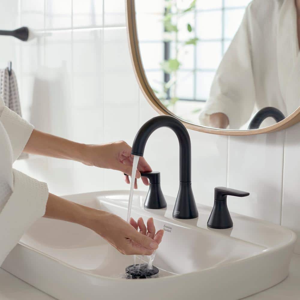 Matte Black Widespread 2-Handle Bathroom Faucet with Drain Assembly