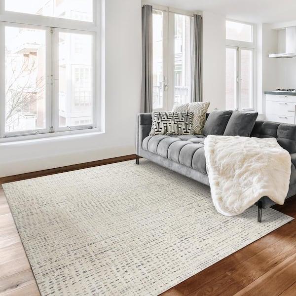 Sydney Vania Cream 5 ft. x 7 ft. Polka Dot Indoor Area Rug
