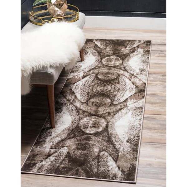 Sofia Albert Brown 2' 0 x 9' 10 Runner Rug