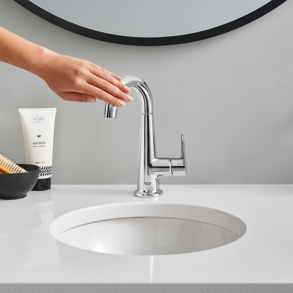 Polished Chrome Single-Handle Bathroom Faucet with High Arch Gooseneck Spout