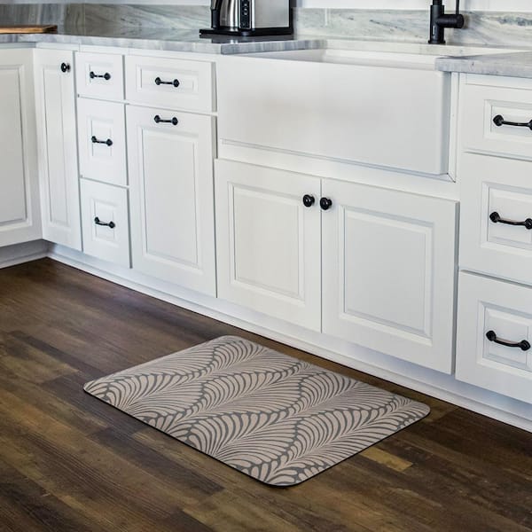 Sole Comfort Palm Fronds 22 in. x 32 in. Beige on Mist Anti-Fatigue Comfort Mat