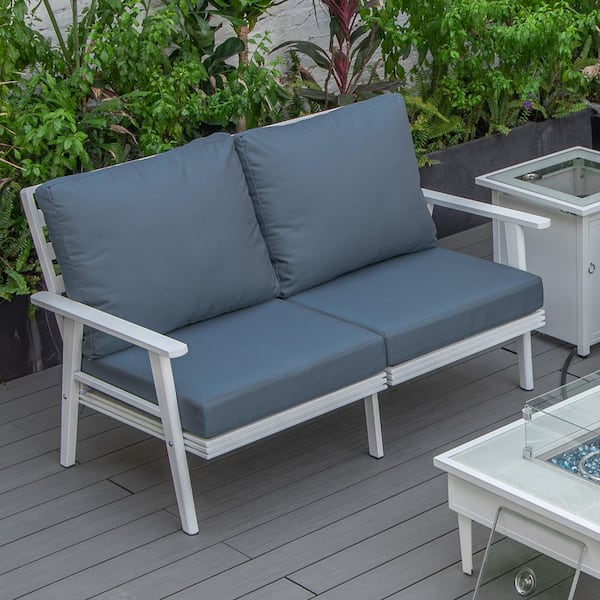 Leisuremod Walbrooke Patio White Aluminum Frame and Loveseat with Navy Blue Removable Cushions