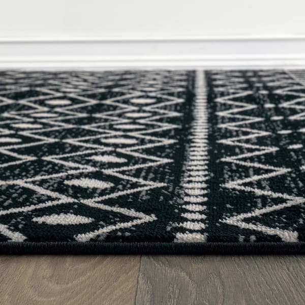 Bohemian Trellis Area Rug Black 2 ft. x 3 ft. Area Rug