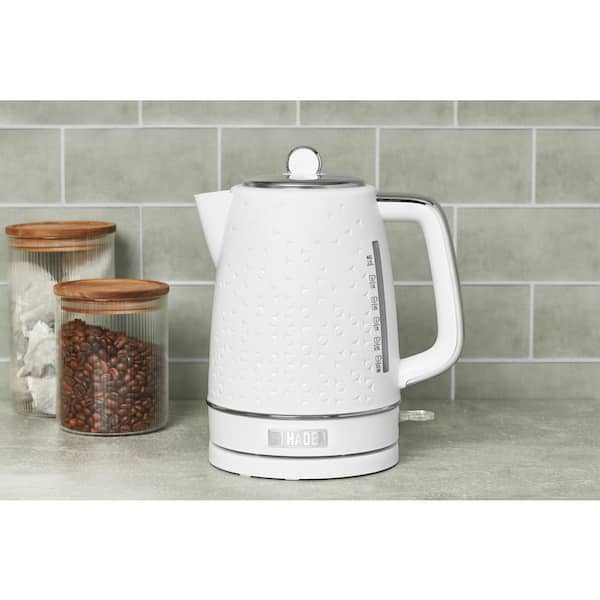 Starbeck 7 Cups White Cordless Electric Kettle with with Auto Shut-Off and Boil-Dry Protection