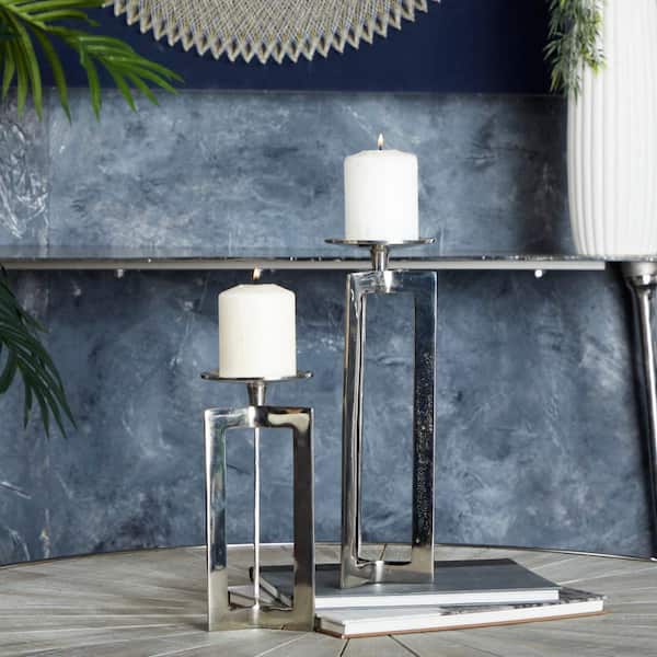 CosmoLiving by Cosmopolitan Silver Aluminum Geometric Pillar Candle Holder (Set of 2)