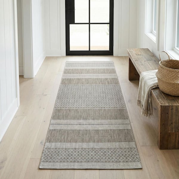 Twig 2 x 7 ft. Charm Yukon Transitional Flatwoven Geometric Polypropylene Runner Indoor/Outdoor Area Rug