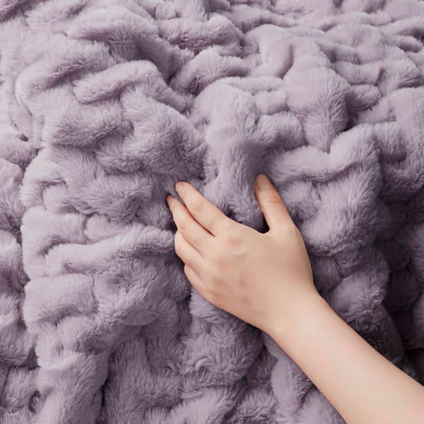 ブランケット 127cm x 152cm Ruched Lavender Madison Park Ruched Fur Lavender Gray Polyester Throw