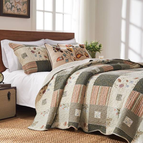 Multi-Color Sedona 8 PC outlet Queen Comforter Set