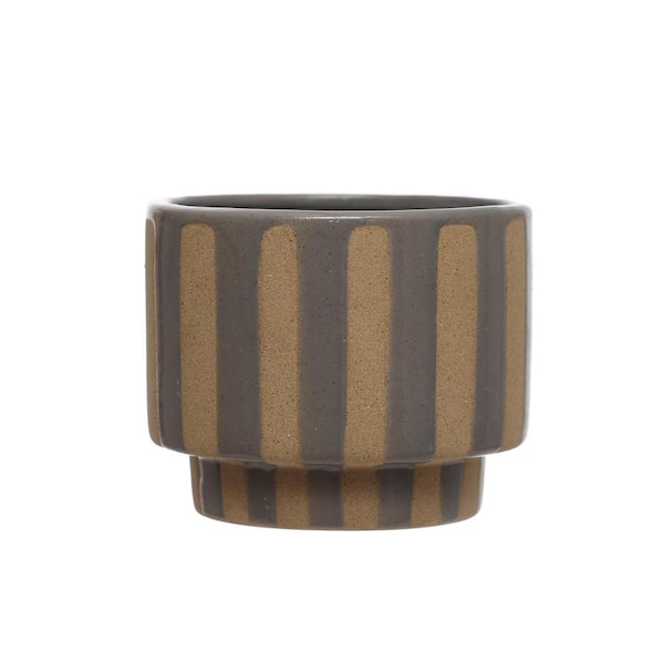Storied Home 5.5 in. L x 5.5 in. W x 4.25 in. H 2 qts. Lilac and Brown Indoor Stone Decorative Pots