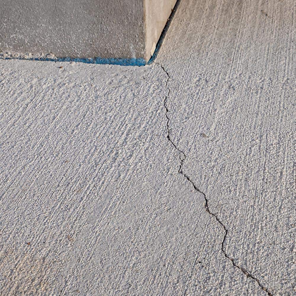 Condition photo showing New/Like New for sika 10.1 fl. oz. sikaflex crack flex textured self-leveling crack repair polyurethane sealant in gray