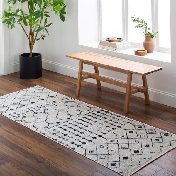 Eastman White/Black 3 ft. x 7 ft. Indoor Machine-Washable Area Rug
