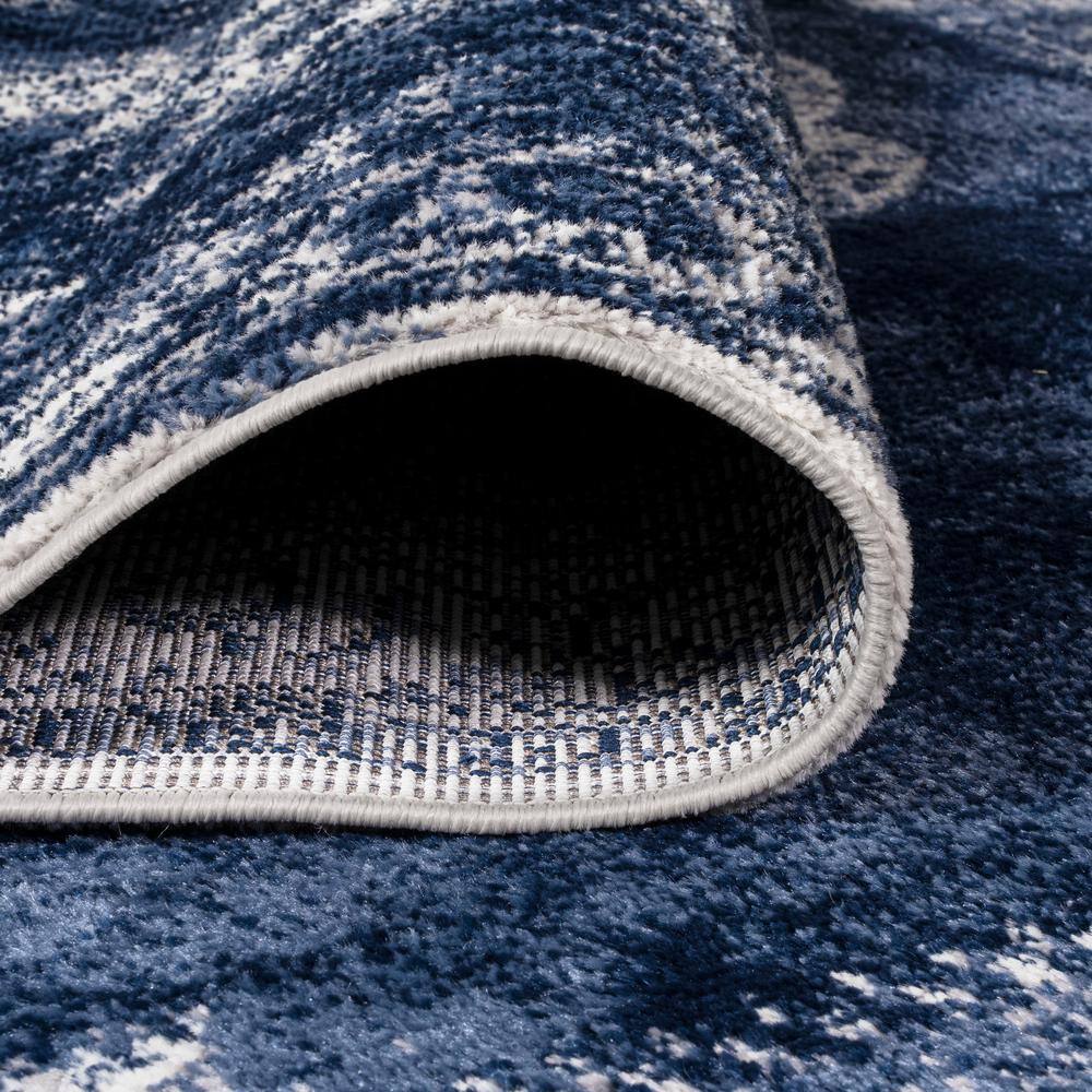 Elegant Navy/Ivory Persian Medallion 4' x 6' Synthetic Area Rug