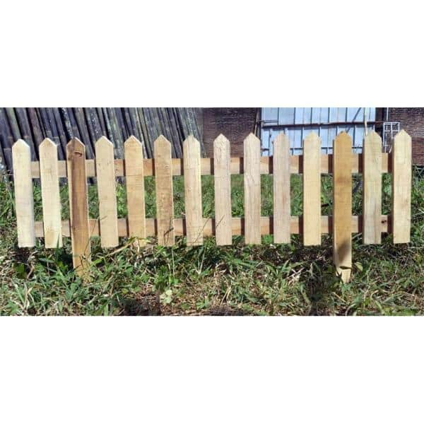 18 in. H 36 in. W White Wood Picket Garden Fence