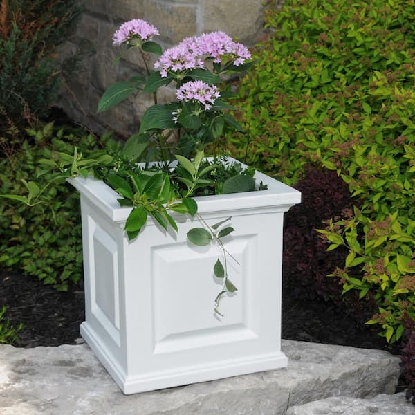 Mayne Nantucket 16 in. Square Self-Watering White Polyethylene