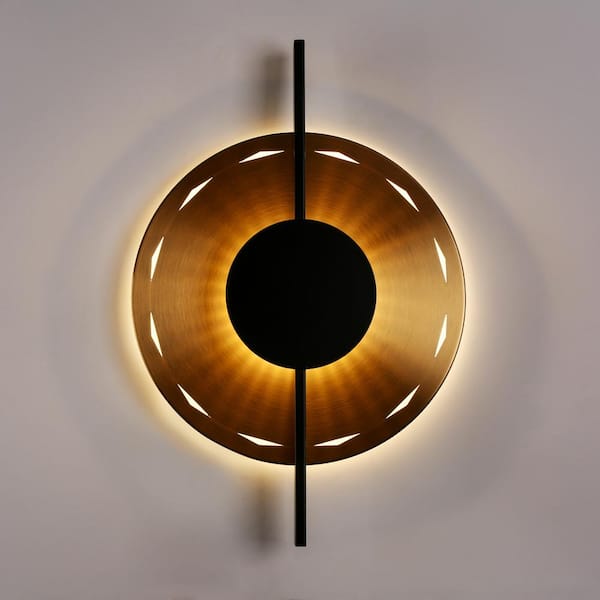 1-Light Black and Plated Brass LED Round Wall Sconce Transitional Modern Metal Wall Light for Hallway Entry Living Room