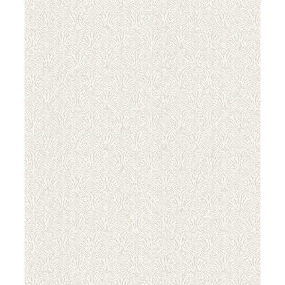 Boutique Collection White Metallic Geometric Fan Non-pasted Paper on Non-wo