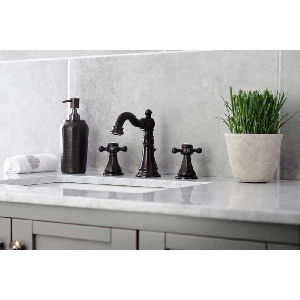 Metropolitan Elegance Oil Rubbed Bronze Widespread Bathroom Faucet