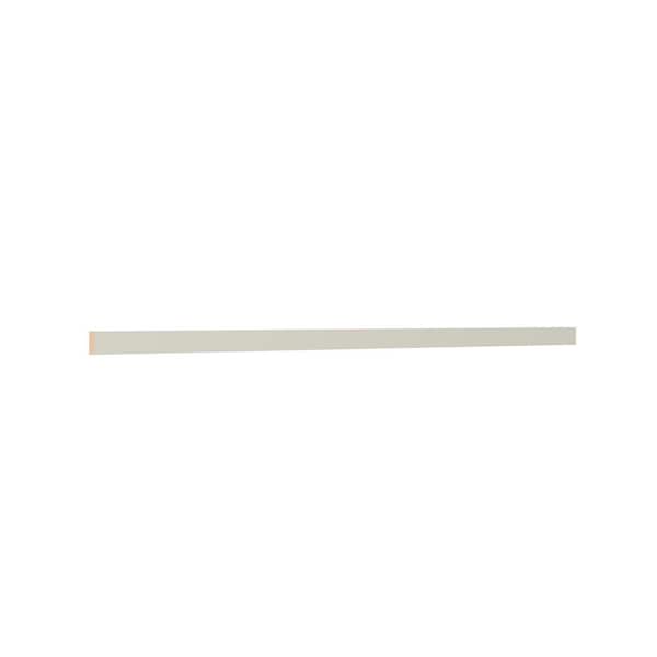 Hampton Bay Designer Series Melvern 1.25 in. W x 96 in. H Light Rail Moulding in Cloud