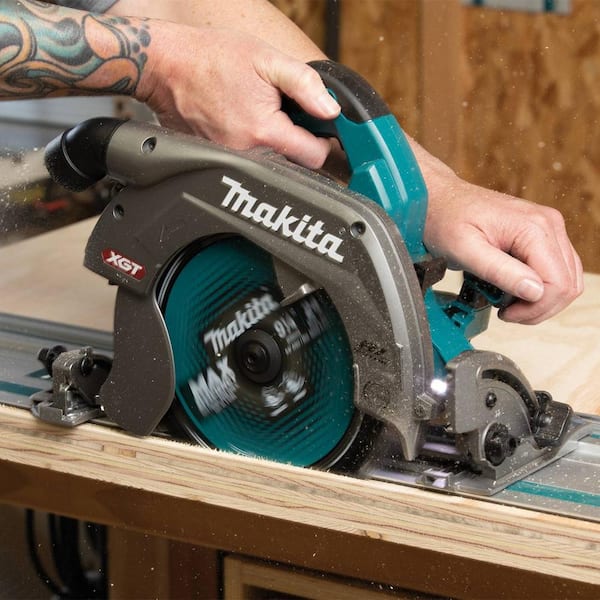 Makita 40V max XGT Brushless Cordless 9-1/4 in. Circular Saw with Guide  Rail Compatible Base, AWS Capable (Tool Only) GSH03Z The Home Depot