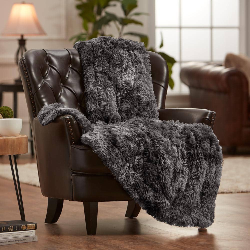 Gray Faux Fur and Sherpa Reversible Throw Blanket 50" x 65"