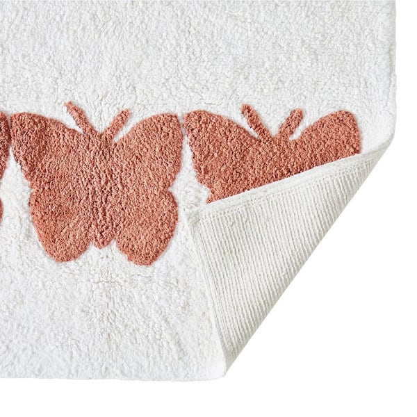 https://images.thdstatic.com/productImages/58b11bc1-5340-5ed4-8e12-95ee761e603a/svn/white-coral-bathroom-rugs-bath-mats-jsb018224-fa_600.jpg