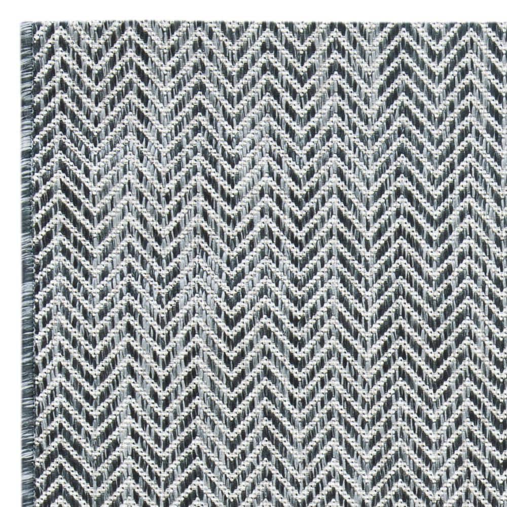 Chevron Stripes Black/Beige Synthetic Reversible Area Rug, 2'7" x 5'