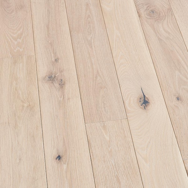 Malibu Wide Plank Pelican Hill French Oak 3/4 in. T x 5 in. W Wire Brushed Solid Hardwood Flooring (904 sq. ft./pallet)