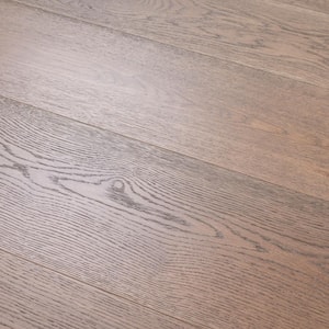 Halliday Ridge White Oak XXL 5/8 in. T x 9.45 in. W Tongue and Groove Engineered Hardwood Flooring (34.10 sq. ft./case)