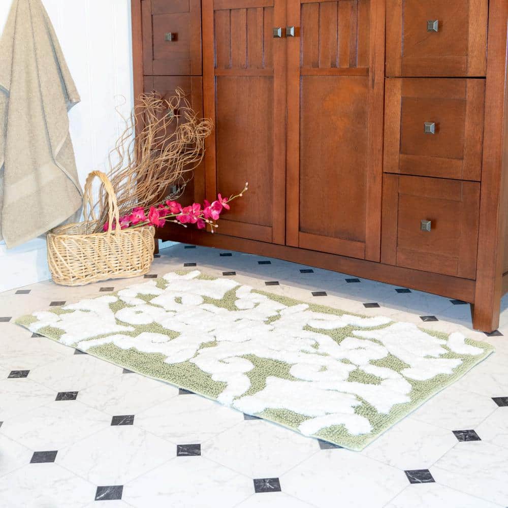 Iron Gate Green and White Cotton Tufted Bath Rug Set