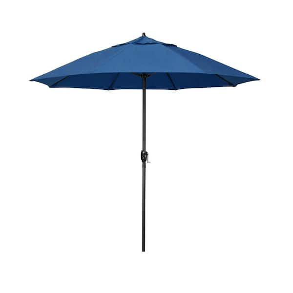 California Umbrella 7.5 ft. Bronze Aluminum Market Patio Umbrella with Fiberglass Ribs and Auto Tilt in Regatta Sunbrella
