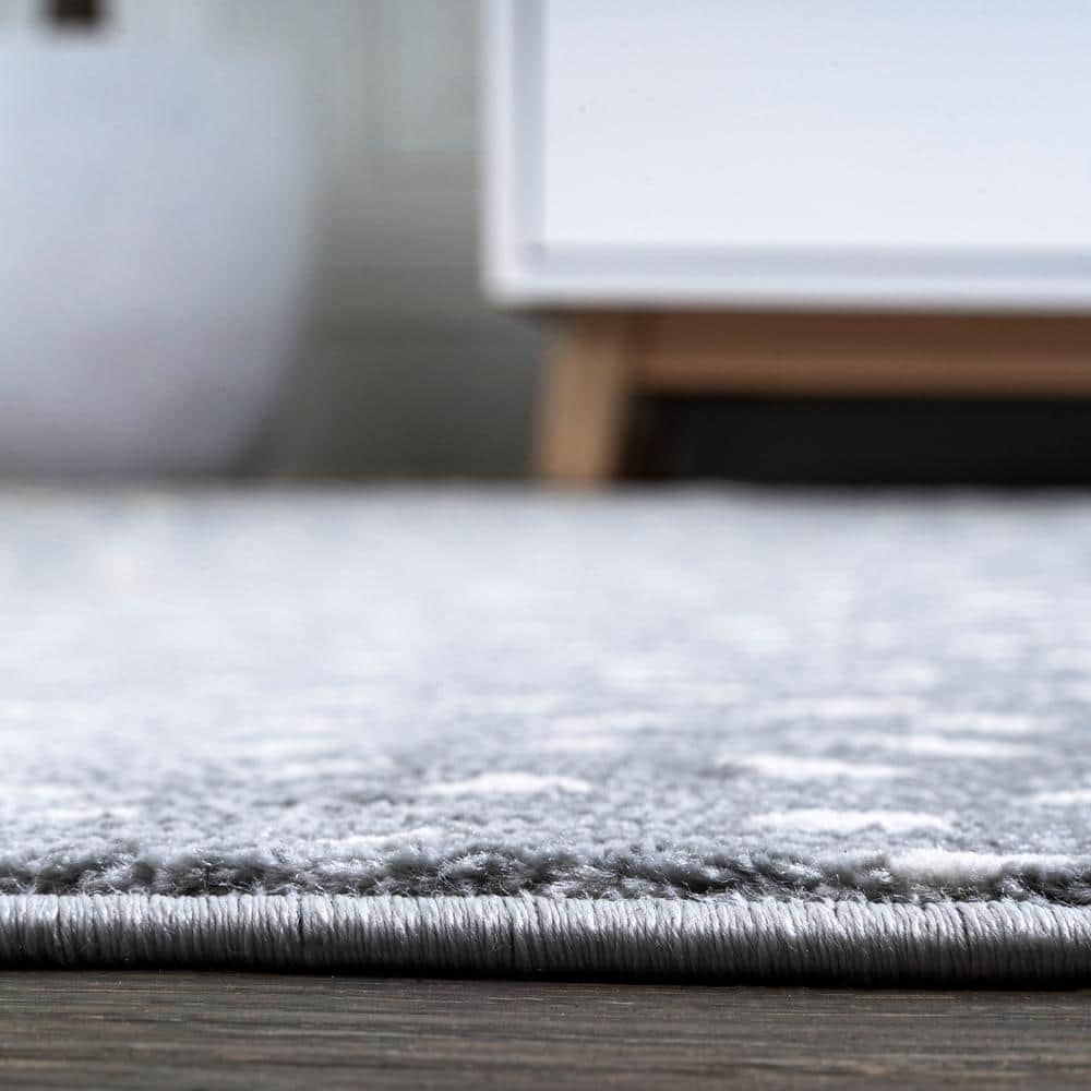 Modern Abstract Antelope 4' x 6' Light Gray Synthetic Area Rug
