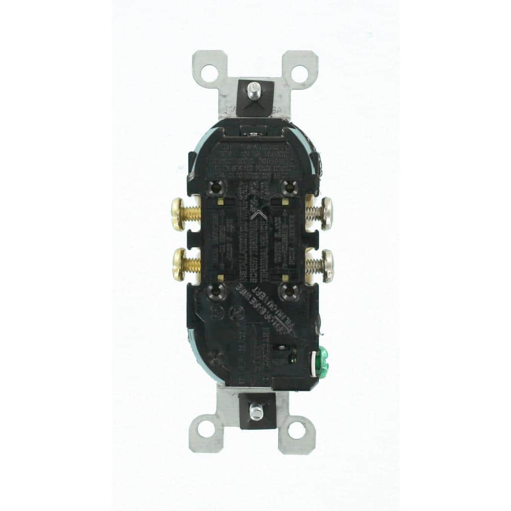 White Tamper Resistant Duplex Receptacle with Wall Plate